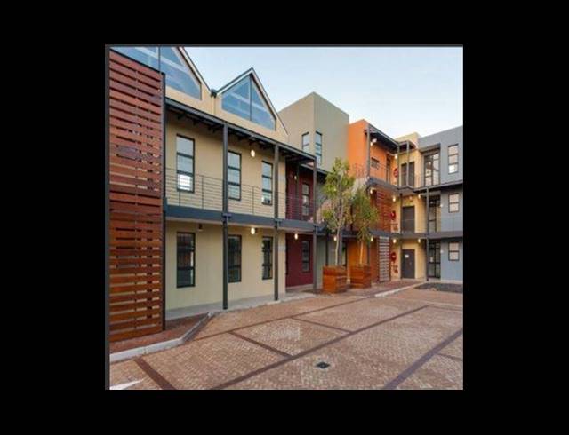 72M² OFFICE TO LET IN CENTURY CITY